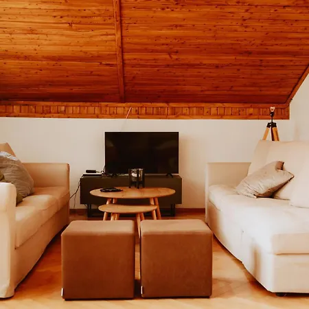 Dom Wypoczynkowy Milowka 펜션 *