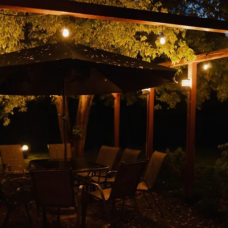 Dom Wypoczynkowy Milowka 펜션 밀로우카